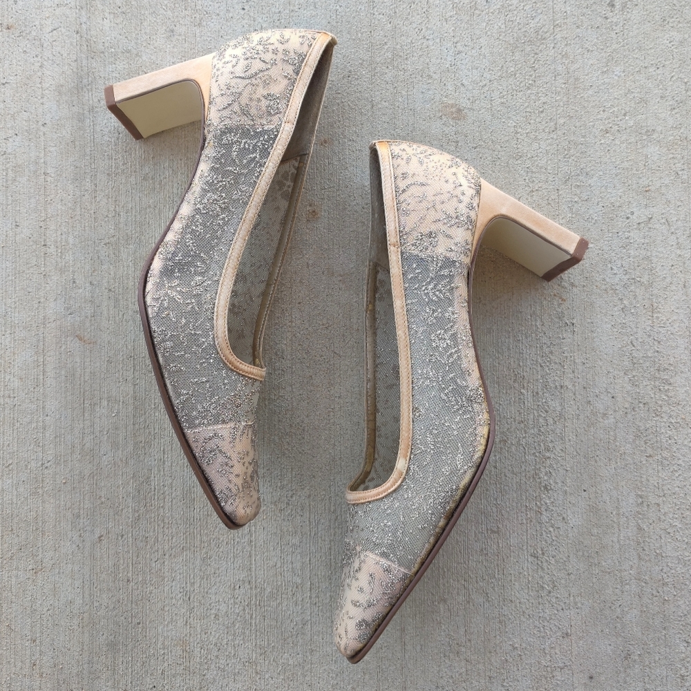 Glitter & Mesh light gold satin vintage pumps 7.5